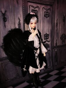 Rating: Safe Score: 0 Tags: 1girl argyle argyle_background argyle_legwear board_game boots checkered checkered_background checkered_floor checkered_kimono checkered_skirt chess_piece doll dress floor gothic gothic_lolita indoors lolita_fashion long_hair mirror perspective red_eyes reflection solo suigintou tile_floor tile_wall tiles vanishing_point white_hair User: admin