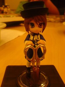 Rating: Safe Score: 0 Tags: 1boy 1girl boots doll full_body ground_vehicle hat long_sleeves short_hair sitting solo souseiseki standing User: admin