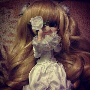 Rating: Safe Score: 0 Tags: 1girl blonde_hair brown_hair closed_eyes doll dress gloves kirakishou long_hair long_sleeves solo traditional_media white_dress white_gloves yakumo_ran yakumo_yukari User: admin