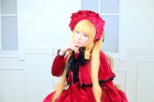 Rating: Safe Score: 0 Tags: 1girl bangs blonde_hair blue_eyes bonnet bow dress frills long_hair long_sleeves red_dress shinku solo very_long_hair User: admin