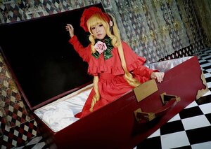 Rating: Safe Score: 0 Tags: 1girl argyle argyle_background argyle_legwear blonde_hair blue_eyes board_game bonnet checkered checkered_background checkered_floor checkered_kimono checkered_skirt chess_piece dress flag floor flower long_hair on_floor perspective pink_rose red_dress reflection rose shinku sitting solo tile_floor tiles vanishing_point User: admin