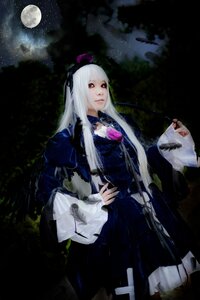 Rating: Safe Score: 0 Tags: 1girl dress full_moon gothic_lolita lips long_hair moon night red_eyes shijou_takane sitting sky solo suigintou User: admin