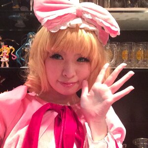 Rating: Safe Score: 0 Tags: alice_margatroid blonde_hair bow hat hinaichigo looking_at_viewer multiple_girls ribbon short_hair smile solo User: admin