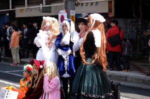 Rating: Safe Score: 0 Tags: 6+girls 91076 blonde_hair closed_eyes dress hat long_hair multiple_cosplay multiple_girls tagme User: admin