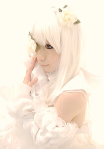 Rating: Safe Score: 0 Tags: 1girl bangs bare_shoulders closed_mouth flower hair_ornament kirakishou smile solo white_hair User: admin