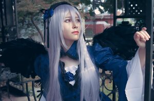Rating: Safe Score: 0 Tags: 1girl fur_trim hair_ornament hairband long_hair red_eyes solo suigintou upper_body white_hair User: admin