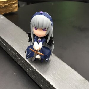 Rating: Safe Score: 0 Tags: 1girl doll dress frills hairband long_hair long_sleeves photo photo_background purple_eyes silver_hair solo suigintou water wings User: admin