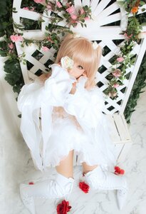 Rating: Safe Score: 0 Tags: 1girl angel angel_wings auto_tagged bangs barefoot blonde_hair dress flower kirakishou long_hair red_flower red_rose rose sitting solo white_dress white_flower wings User: admin
