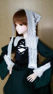 Rating: Safe Score: 0 Tags: 1girl auto_tagged black_dress breasts brown_hair cleavage doll dress green_eyes heterochromia lace lips long_hair long_sleeves medium_breasts red_eyes solo suiseiseki veil User: admin