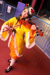 Rating: Safe Score: 0 Tags: 1girl black_hair bow_(instrument) flower full_body hair_flower hair_ornament instrument kanaria music playing_instrument shoes solo standing violin User: admin