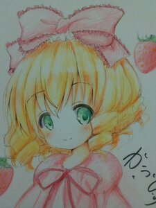Rating: Safe Score: 0 Tags: 1girl bangs blonde_hair blush bow colored_pencil_(medium) eyebrows_visible_through_hair graphite_(medium) green_eyes hair_bow hina_ichigo hinaichigo image looking_at_viewer marker_(medium) neck_ribbon photo ribbon shikishi short_hair smile solo traditional_media watercolor_(medium) User: admin