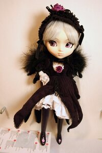 Rating: Safe Score: 0 Tags: 1girl doll dress flower frills gothic_lolita hairband lolita_fashion long_hair long_sleeves looking_at_viewer pantyhose pink_rose purple_eyes rose silver_hair solo suigintou User: admin