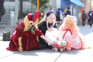 Rating: Safe Score: 0 Tags: 91076 blonde_hair blurry blurry_background blurry_foreground depth_of_field dress long_hair multiple_cosplay multiple_girls sitting tagme User: admin