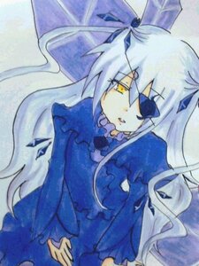 Rating: Safe Score: 0 Tags: 1girl bangs barasuishou bow dress eyepatch frills hair_ribbon image long_hair long_sleeves looking_at_viewer ribbon sidelocks simple_background solo traditional_media very_long_hair wings yellow_eyes User: admin