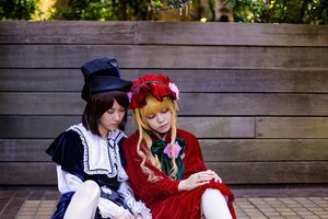 Rating: Safe Score: 0 Tags: 2girls blonde_hair closed_eyes dress garden hat long_hair long_sleeves multiple_cosplay multiple_girls red_dress rose shinku short_hair sitting tagme top_hat User: admin