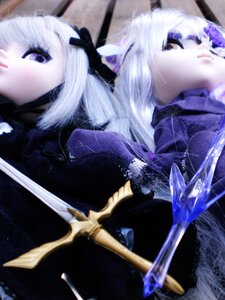 Rating: Safe Score: 0 Tags: 2girls auto_tagged blue_eyes doll dress long_hair multiple_dolls multiple_girls profile reflection ribbon sword tagme weapon white_hair User: admin