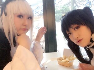 Rating: Safe Score: 0 Tags: 2girls bangs black_eyes blonde_hair closed_mouth lips long_hair looking_at_viewer multiple_girls realistic solo suigintou window User: admin