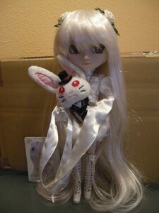 Rating: Safe Score: 0 Tags: 1girl bunny doll dress flower hair_flower hair_ornament holding kirakishou long_hair photo solo very_long_hair User: admin