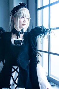 Rating: Safe Score: 0 Tags: 1girl black_dress dress flower gothic_lolita indoors lolita_fashion long_sleeves rose solo suigintou white_hair window User: admin