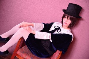 Rating: Safe Score: 0 Tags: 1girl black_eyes black_hair brown_hair capelet chair hat lips long_sleeves looking_at_viewer pencil_skirt shoes short_hair sitting skirt solo souseiseki User: admin