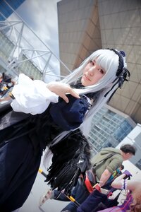 Rating: Safe Score: 0 Tags: blurry depth_of_field dress frills gothic_lolita hairband lolita_fashion lolita_hairband long_sleeves multiple_boys red_eyes solo suigintou wings User: admin