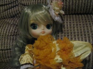 Rating: Safe Score: 0 Tags: 1girl doll kanaria long_sleeves looking_at_viewer scarf short_hair solo upper_body User: admin
