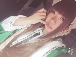 Rating: Safe Score: 0 Tags: 1girl bangs blunt_bangs frills long_hair long_sleeves looking_at_viewer solo suiseiseki User: admin