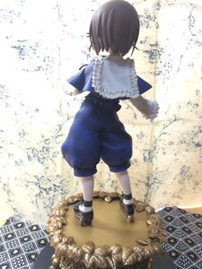 Rating: Safe Score: 0 Tags: 1girl black_hair capelet doll long_sleeves photo_background short_hair shorts solo souseiseki standing User: admin