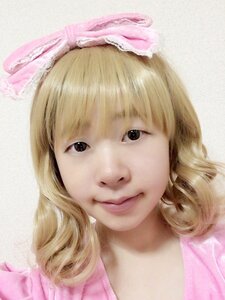 Rating: Safe Score: 0 Tags: 1girl bangs blonde_hair brown_eyes closed_mouth hinaichigo lips looking_at_viewer portrait realistic smile solo User: admin