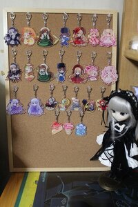 Rating: Safe Score: 0 Tags: 6+girls chain doll hat kumoi_ichirin multiple_dolls multiple_girls photo pink_hair red_hair short_hair sitting tagme wings User: admin