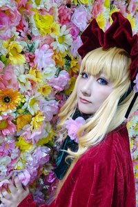 Rating: Safe Score: 0 Tags: 1girl blonde_hair blue_eyes bouquet flower lips long_hair looking_at_viewer shinku solo upper_body User: admin