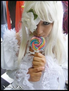 Rating: Safe Score: 0 Tags: 1girl black_border candy food kirakishou letterboxed lips lollipop long_hair pillarboxed solo swirl_lollipop white_hair windowboxed User: admin