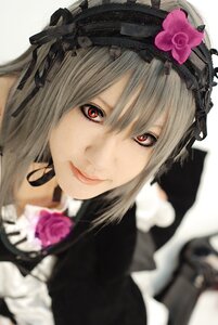 Rating: Safe Score: 0 Tags: 1girl blurry closed_mouth depth_of_field flower lips looking_at_viewer pink_flower pink_rose red_eyes rose smile solo suigintou User: admin