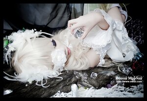 Rating: Safe Score: 0 Tags: 1girl auto_tagged black_border closed_eyes dress kirakishou letterboxed solo white_dress white_hair User: admin