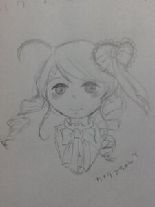 Rating: Safe Score: 0 Tags: 1girl ahoge bow frills greyscale hair_ornament image kanaria long_hair looking_at_viewer monochrome photo sketch smile solo traditional_media User: admin