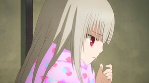 Rating: Safe Score: 0 Tags: 1girl bangs eyebrows_visible_through_hair image kimono long_hair profile red_eyes solo suigintou User: admin