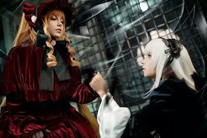 Rating: Safe Score: 0 Tags: blonde_hair bonnet dress flower hat long_hair long_sleeves looking_at_another multiple_cosplay multiple_girls shinku sitting suigintou tagme umbrella User: admin