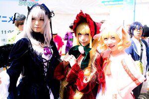 Rating: Safe Score: 0 Tags: 91076 blonde_hair blue_eyes blue_hair dress hat long_hair long_sleeves looking_at_viewer multiple_boys multiple_cosplay multiple_girls silver_hair smile tagme User: admin
