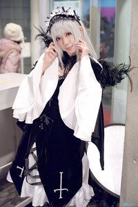 Rating: Safe Score: 0 Tags: 1girl 3d blurry blurry_background cross depth_of_field hairband long_hair long_sleeves looking_at_viewer photo red_eyes solo standing suigintou User: admin