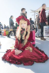 Rating: Safe Score: 0 Tags: 1girl blonde_hair blurry blurry_background building city depth_of_field dress frills long_sleeves photo red_dress shinku sitting solo solo_focus User: admin
