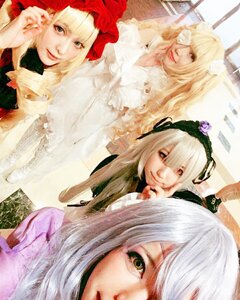 Rating: Safe Score: 0 Tags: 4girls blonde_hair blue_eyes eyepatch flower green_eyes lips long_hair looking_at_viewer multiple_cosplay multiple_girls realistic ribbon rose shinku siblings sisters smile suigintou tagme User: admin