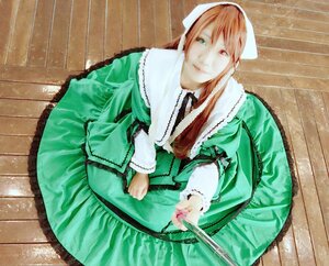 Rating: Safe Score: 0 Tags: 1girl brown_hair dress green_dress green_eyes head_scarf heterochromia long_hair long_sleeves looking_at_viewer red_eyes sitting solo suiseiseki wooden_floor User: admin