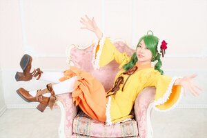 Rating: Safe Score: 0 Tags: 1girl dress flower green_eyes green_hair hair_flower hair_ornament kanaria lips solo wide_sleeves yellow_dress User: admin