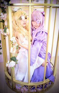Rating: Safe Score: 0 Tags: 2girls blindfold blonde_hair dress eyepatch flower hair_flower hair_ornament lips long_hair multiple_cosplay multiple_girls pink_hair rose tagme white_dress white_flower white_rose User: admin