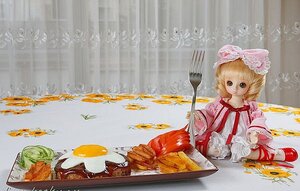 Rating: Safe Score: 0 Tags: 1girl blonde_hair bow curtains doll dress fire food green_eyes hinaichigo pink_bow ribbon short_hair solo User: admin