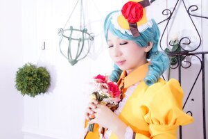 Rating: Safe Score: 0 Tags: 1girl aqua_hair closed_eyes dress flower kanaria mini_hat musical_note red_flower rose solo striped upper_body vertical_stripes User: admin