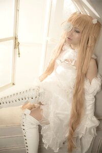 Rating: Safe Score: 0 Tags: 1girl bare_shoulders blonde_hair detached_sleeves dress hair_ornament indoors kirakishou lips long_hair sitting solo thighhighs very_long_hair white_dress white_legwear User: admin