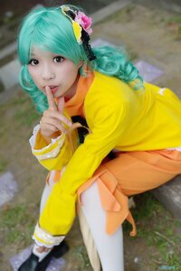 Rating: Safe Score: 0 Tags: 1girl auto_tagged blurry blurry_foreground depth_of_field dress flower hair_flower hair_ornament kanaria lips photo solo User: admin