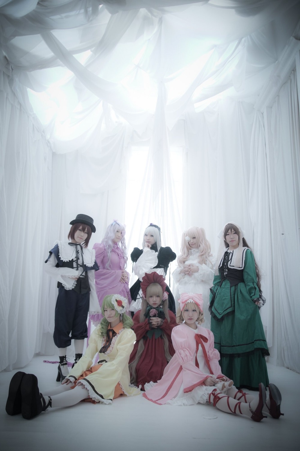 brown_hair dress gloves hat long_hair long_sleeves multiple_boys multiple_cosplay multiple_girls sitting tagme white_hair