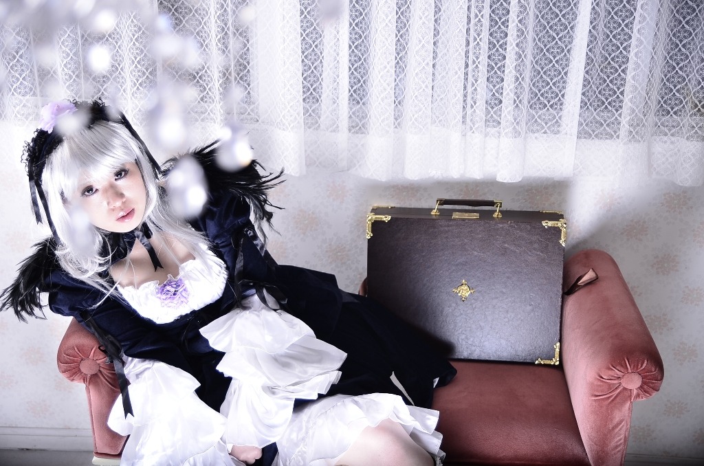 1girl bird dress gothic_lolita lips lolita_fashion realistic snow solo suigintou white_hair